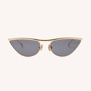 Dezi Toxica Sunglasses NWOT